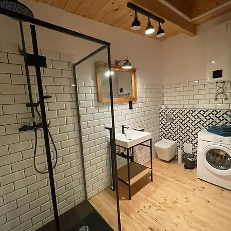 Stonehenge Apartment